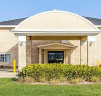 Quality Inn Pontiac - Tourism Bookings