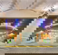 Holiday Inn Express Hotel Sacramento Airport Natomas an IHG Hotel - Tourism Bookings