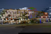 Holiday Inn Express Hotel  Suites Seguin an IHG Hotel