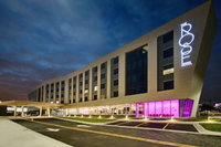 The Rose Chicago Tapestry Collection by Hilton