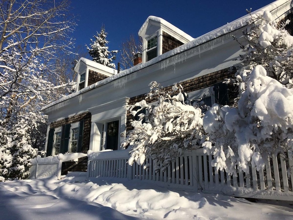 Coach Stop Inn - thumb 2