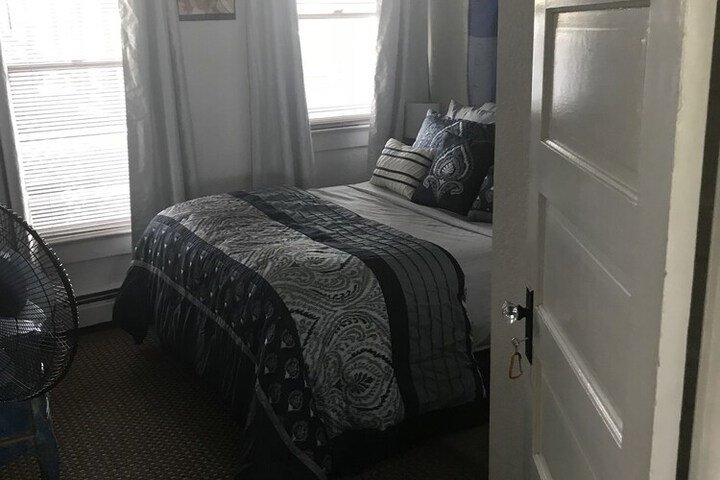 Celestial Rose Bed & Breakfast - thumb 5