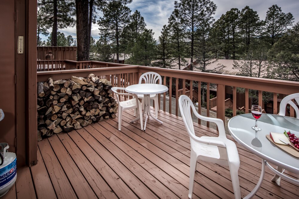 604 White Mountain Drive Two Bedroom - thumb 1