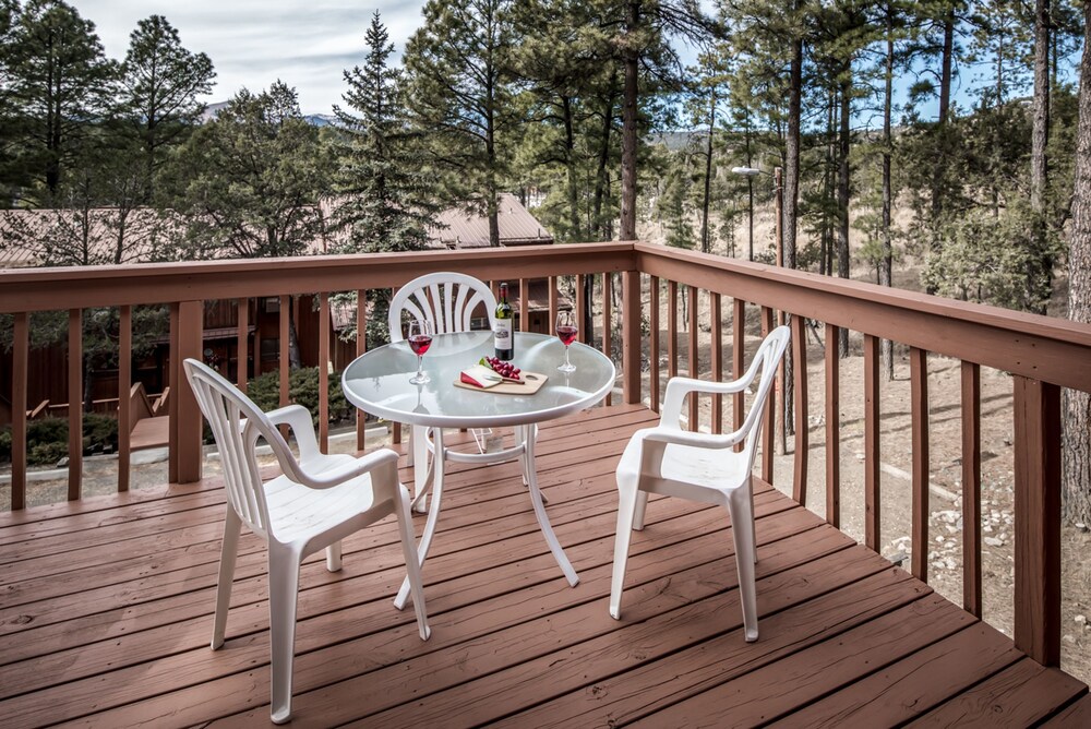 604 White Mountain Drive Two Bedroom - thumb 3