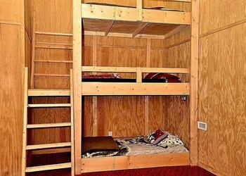 Ski Bums Inn - thumb 6