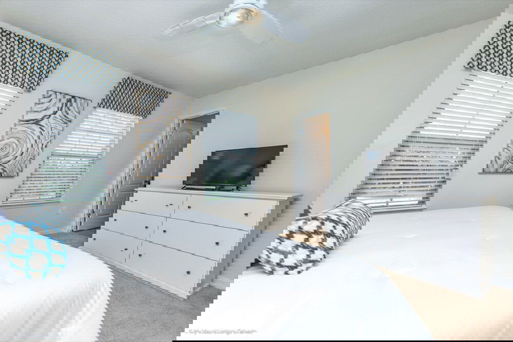 1868 Nice Court - thumb 2