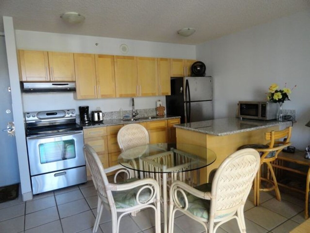 1 0807 Waikiki - thumb 1