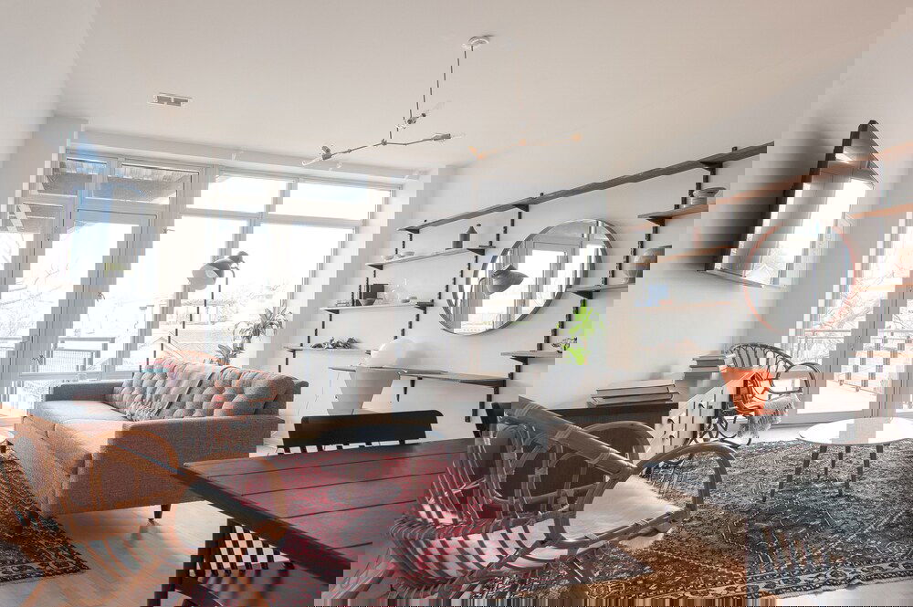 Vibrant Lincoln Park Suites By Sonder - thumb 4