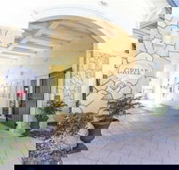 Sea Star Palace Six Bedroom Home - Tourism Bookings