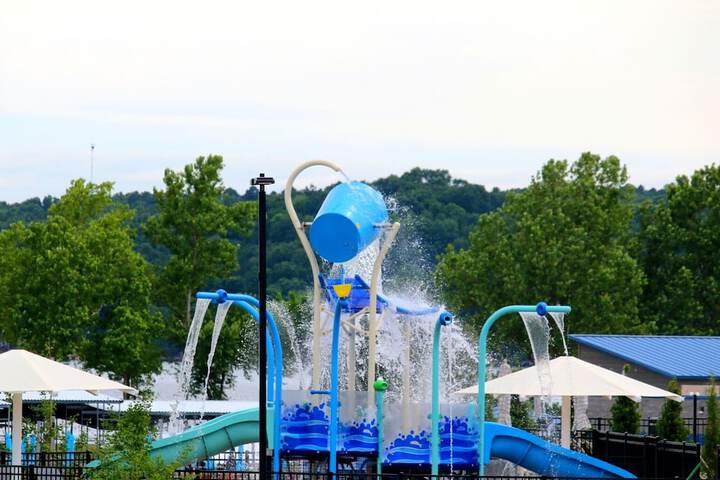 Shangri-La Resort - thumb 2