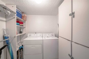 Pointe Condo 201 Two Bedroom Condo - thumb 2