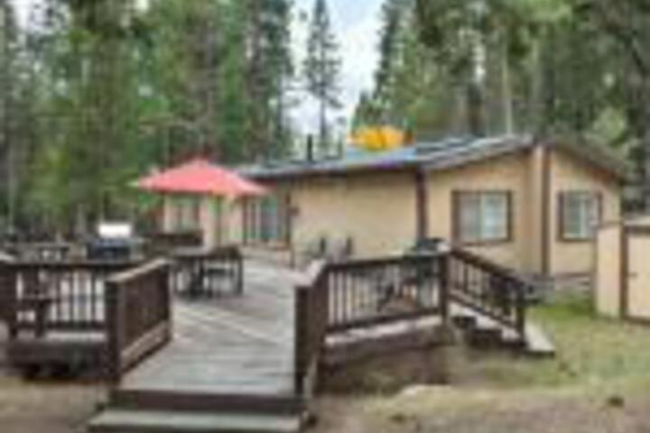 42R Rosenbergs Creekside Cabin - thumb 0