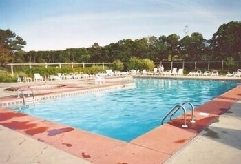 112 Chilton 2 Bedroom Condo - thumb 0