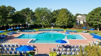 112 Chilton 2 Bedroom Condo - thumb 2