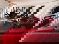 3BR Walkout Basement Apartment