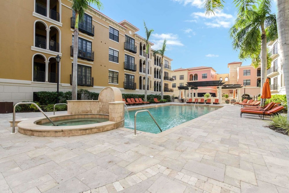The Residences At Coconut Pointe 8203 - thumb 1