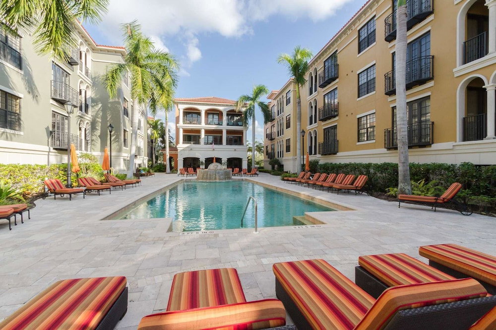 The Residences At Coconut Pointe 8203 - thumb 0