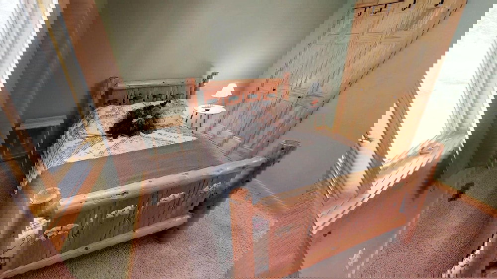 Lakefront Hideaway - thumb 1