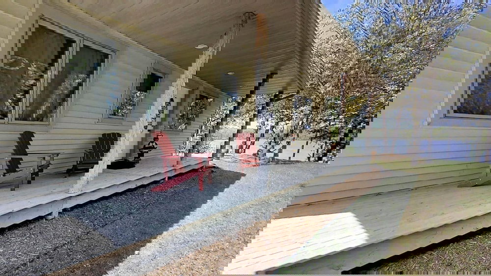 Lakefront Hideaway - thumb 0