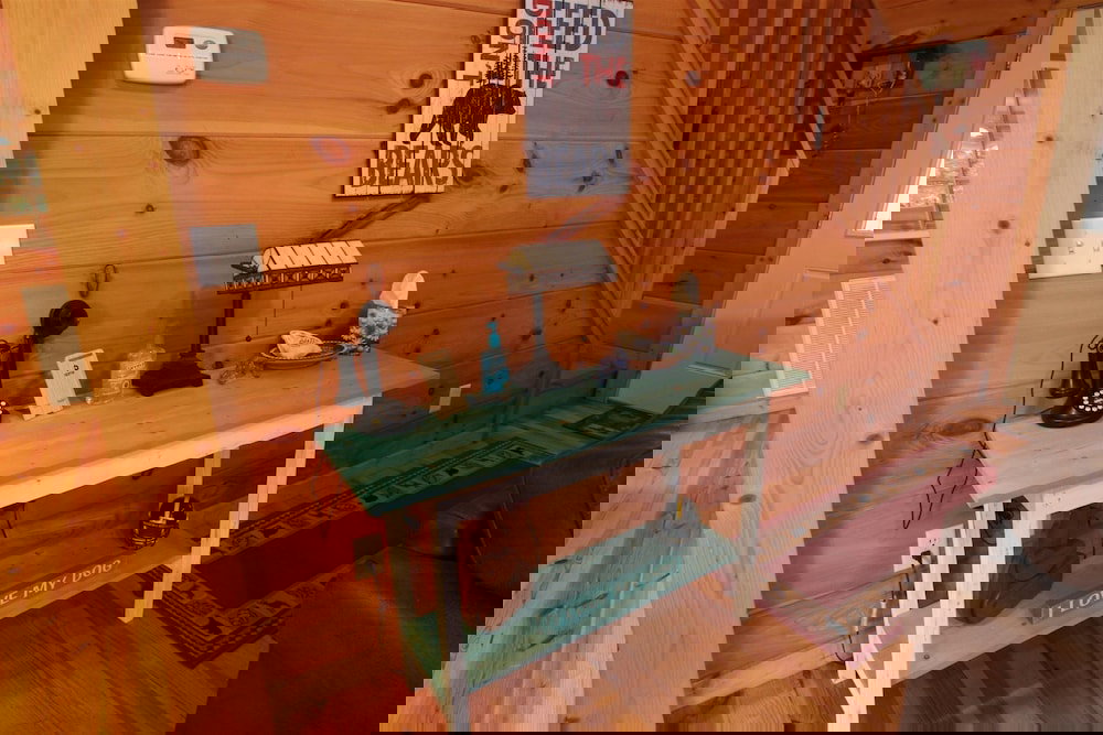 Laughing Bear Cabin - thumb 5