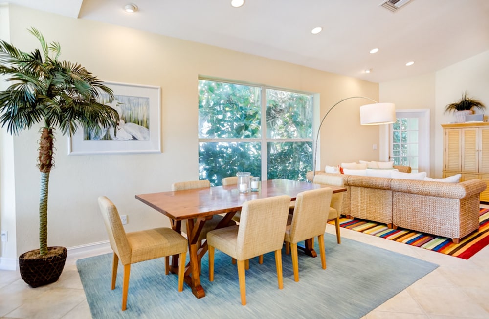 Ark-captiva Beach Villas - thumb 3
