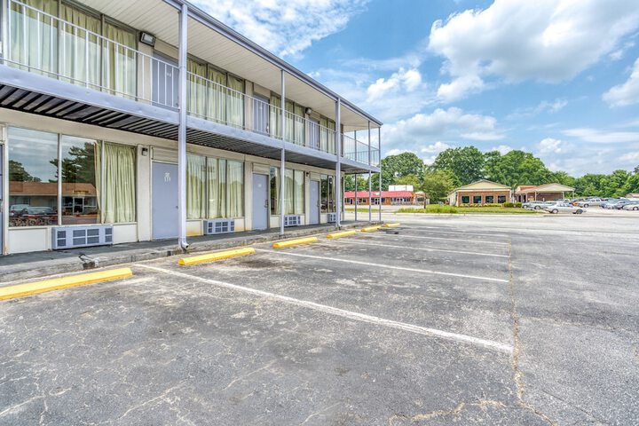 OYO Inn Kernersville - thumb 1