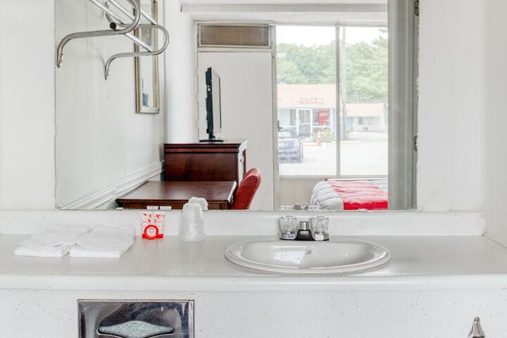 OYO Inn Kernersville - thumb 6