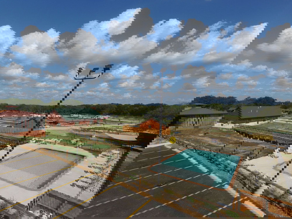 The Silver Spur Resort - thumb 2