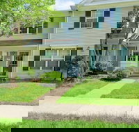 Sterling Townhome - Private & Santized, in a Quiet & Safe Neighborhood. Self Checkin, Pet Friendly! Super-host Support - Tourism Bookings