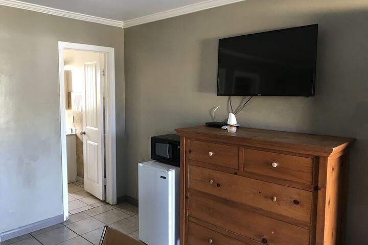 Sunshine Village Motel - thumb 5