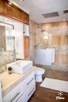 3BR 3BA Townhouse By ASVR-23910 - thumb 2