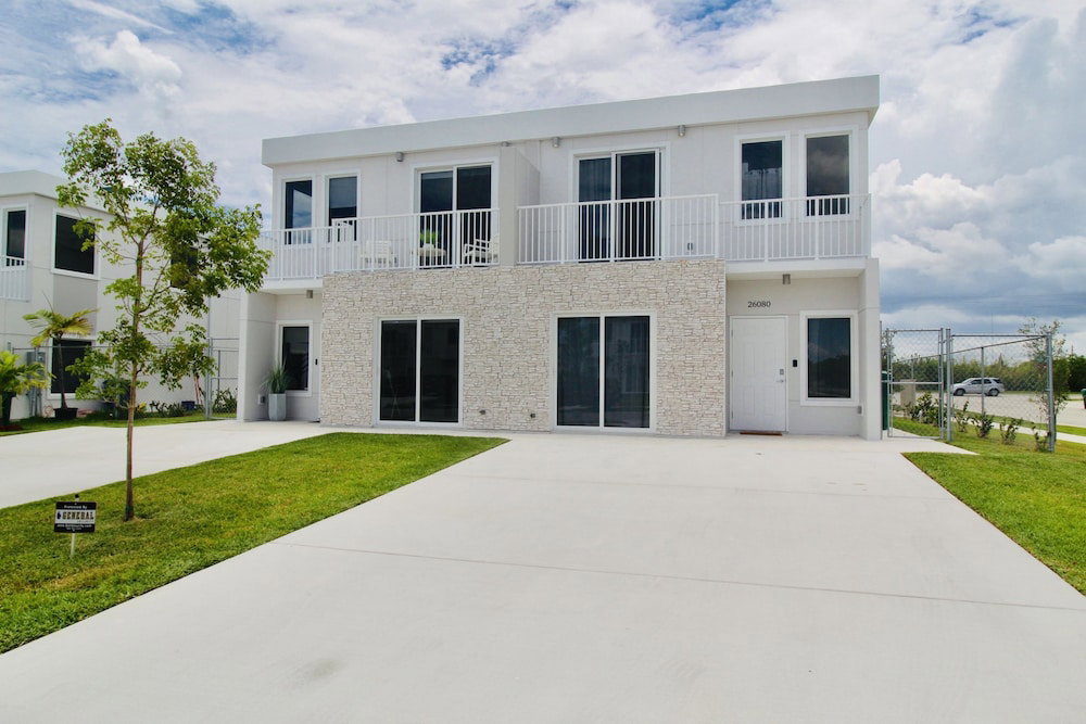 4BR Home In Princeton By ASVR-26080 - thumb 1