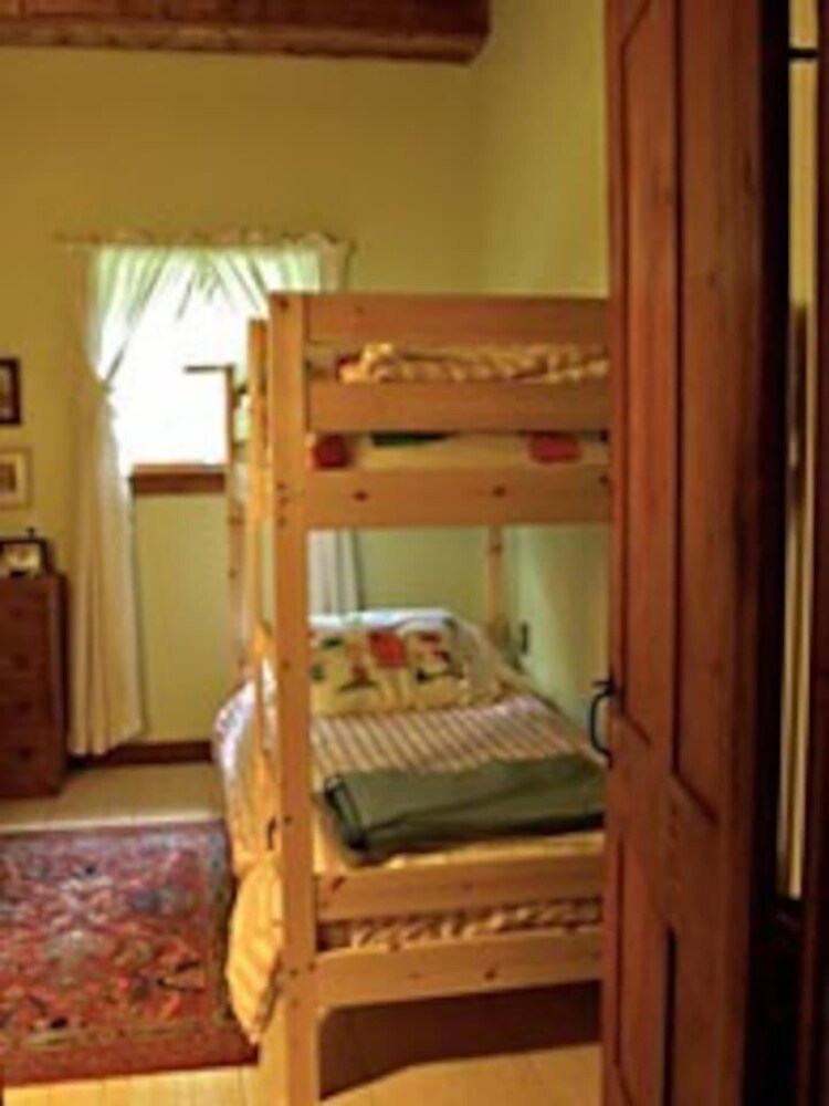 1900 Hilltop Bongalow - thumb 5