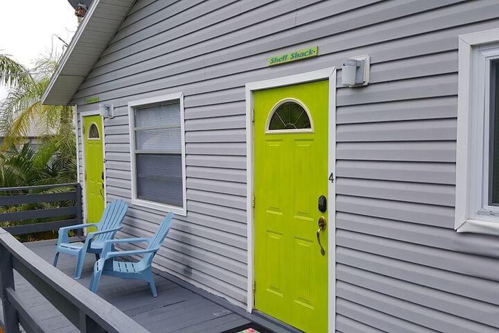 5583 Estero Blvd Iguana Mama's Beach House - thumb 1