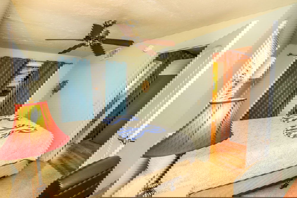 210 Miramar - thumb 5