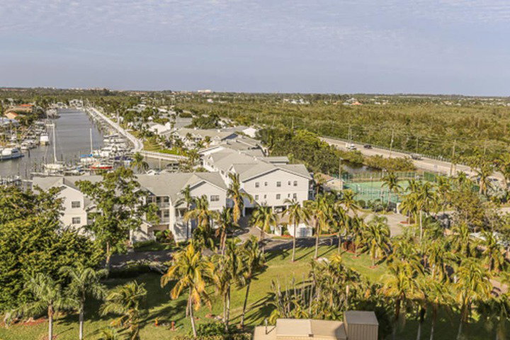 Boardwalk Caper PH4 1104 - thumb 1