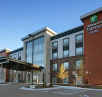 Holiday Inn Express  Suites Milwaukee - Brookfield an IHG Hotel - Tourism Bookings