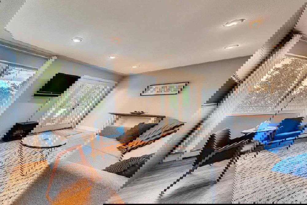 Discovery Park House - thumb 1