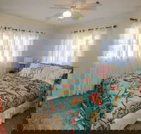 140 Jefferson - Tourism Bookings