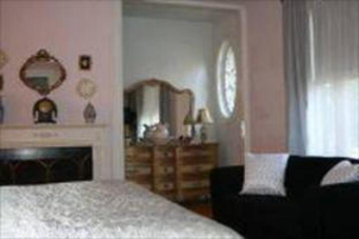 The Glens Falls Inn - thumb 0