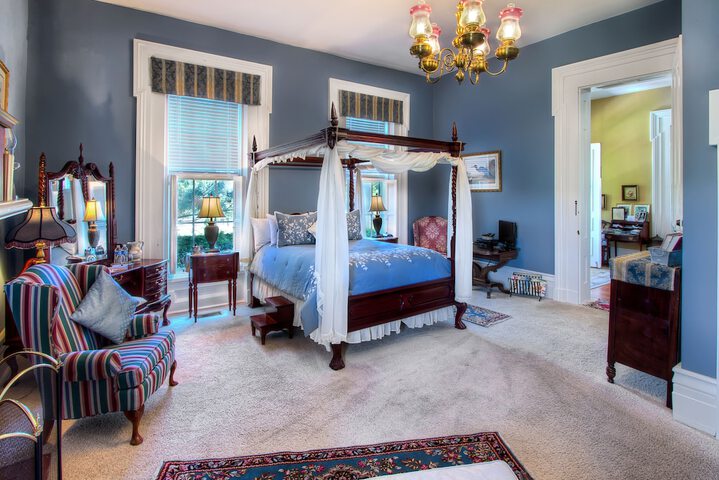 1851 Historic Maple Hill Manor B&B - thumb 6