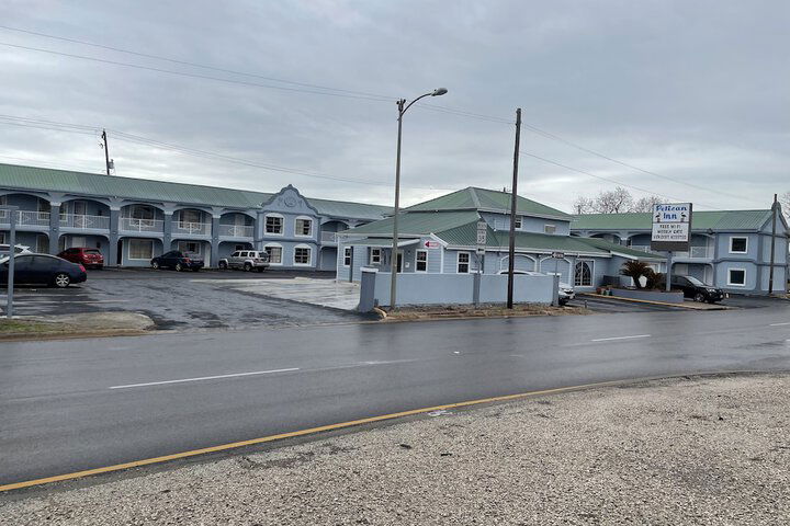 Pelican Inn - thumb 7