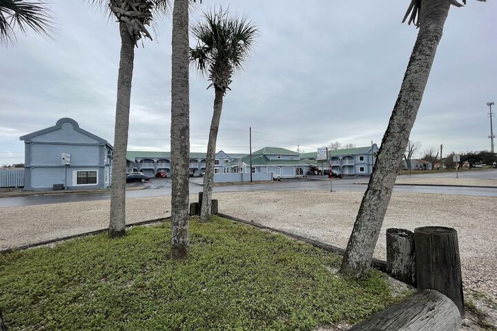 Pelican Inn - thumb 6