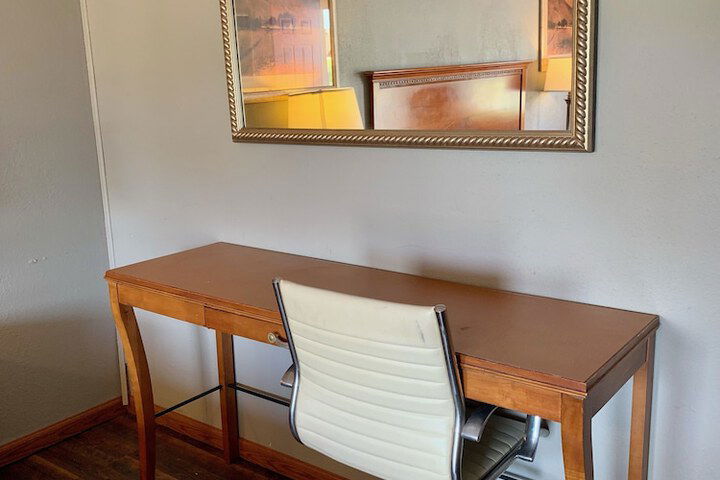 HiWay Inn Express Of Elk City - thumb 5