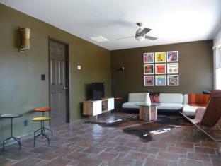 Thirteen Palms - thumb 1