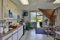 Howard Johnson Express Inn BinghamtonVestalSUNY