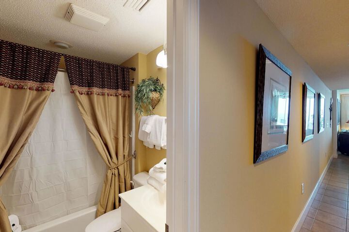 Majestic Beach Resort - thumb 2