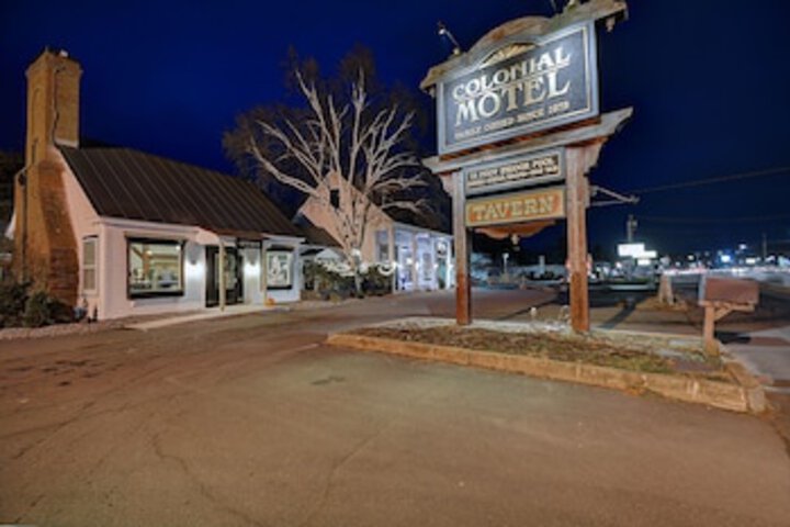 Colonial Motel And Spa - thumb 0