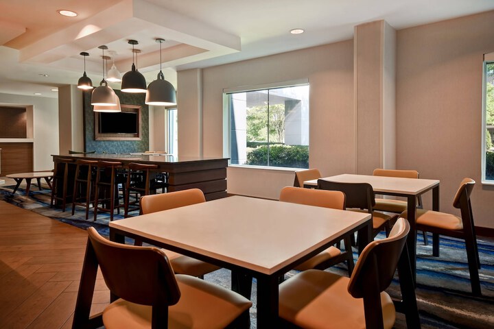 Fairfield Inn & Suites By Marriott Atlanta Kennesaw - thumb 3