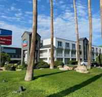 SureStay Plus Hotel by Best Western Scottsdale North - Hotels Santiago